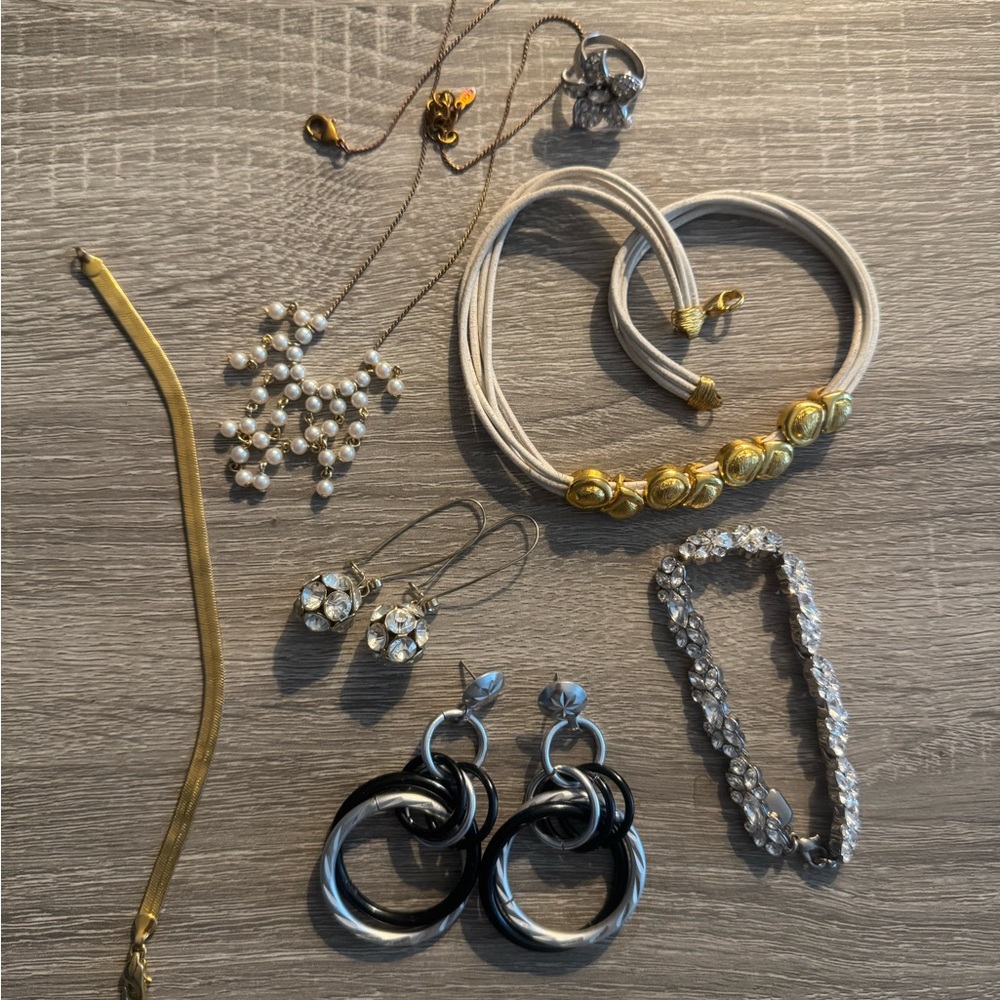 90s jewelry bundle Necklace earrings ring bracelet White leather gold choker